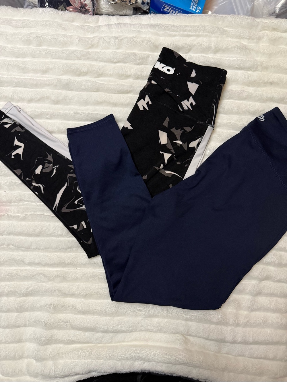370-TKO/Maurice Lot Navy and Black Patterned Active Leggings - 2-Pack